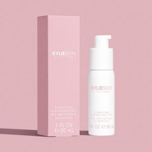 Kylie Skin Clarifying Cleansing Gel
